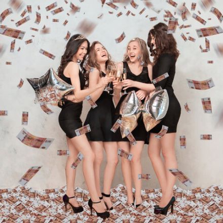 Хлопушка пневматическая ЗОЛОТАЯ СКАЗКА "5000 рублей" 40см, наполнитель "купюры", 591479 Хлопушка пневматическая ЗОЛОТАЯ СКАЗКА "5000 рублей" 40см, наполнитель "купюры", 591479