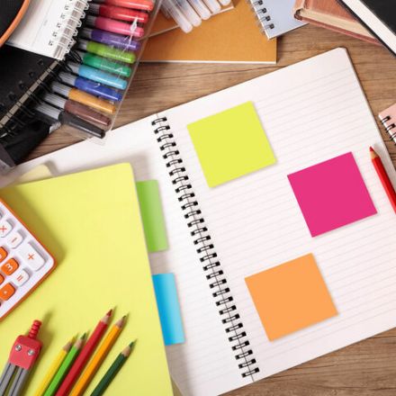 Блок самоклеящийся (стикеры), BRAUBERG, НЕОНОВЫЙ, 51х51 мм, 400 листов, 5 цветов, 122857 Блок самоклеящийся (стикеры), BRAUBERG, НЕОНОВЫЙ, 51х51 мм, 400 листов, 5 цветов, 122857